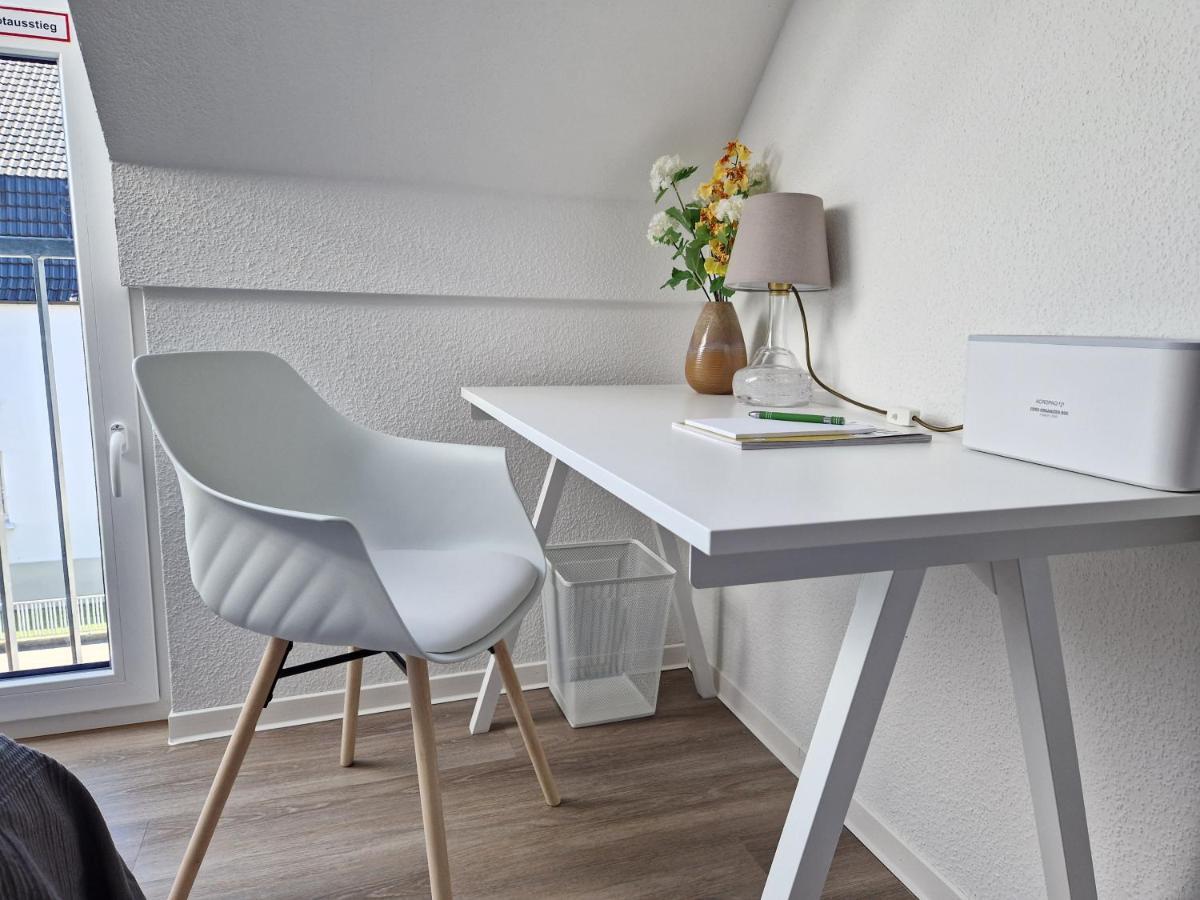 Stadt-Appartement Work & Travel Bielefeld Buitenkant foto